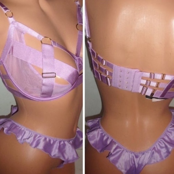 34F~Victoria’s Secret Very Sexy unlined balconet bra & Thong Panty lingerie Set - Picture 3 of 5